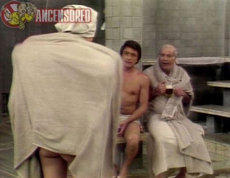 Naked Valerie Perrine In Steambath