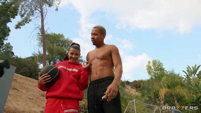 Super Hot Slim Babe Kylie Rocket Gets Pumped With A Solid Black Dong Photos