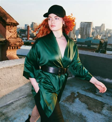 Lingerie No Look Saiba Como Utilizar A Versatilidade Das Pe As Para Compor Visuais Para O Natal