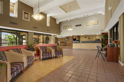 Days Inn by Wyndham Buena Park | Buena Park, CA Hotels