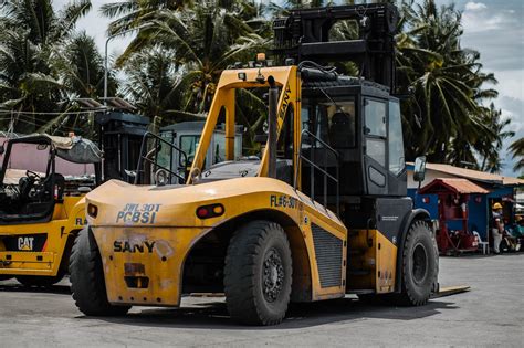 Mengenal Apa Itu Forklift Dan Jenis Forklift Synergy Solusi Indonesia