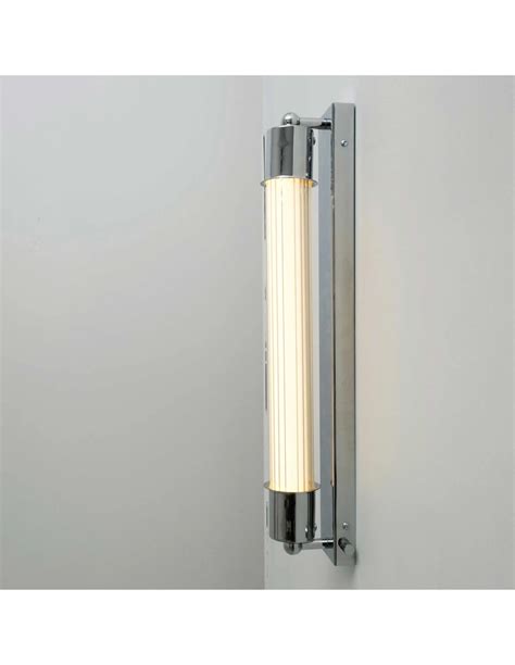 Aplique De Pared Led Cromado Con Tubo De Cristal Rayado Luz Vintage