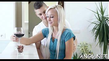 La méchante Naomi Nevena se fait baiser insensée XVIDEOS