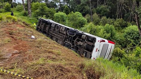 Seven Killed Including Three Year Old Argentine In Brazil Bus Crash