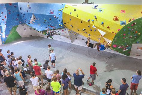 Climb Up Projects Walltopia Climbing Walls