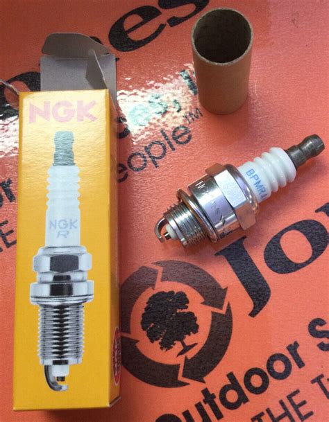 2 NGK 5113 BPMR4A SPARK PLUGS REPLACES BOSCH WS8F CHAMPION CJ8Y EBay