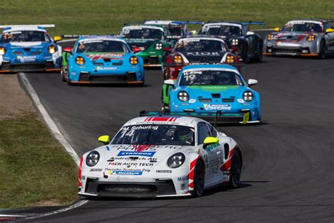 Porsche Carrera Cup Nächste Prüfung für Fach Auto Tech AutoSprintCH