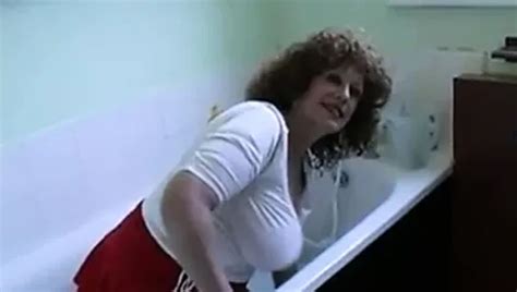 Granny In Lace Pearls Masturbating Mature Bbw Woman Hairy Pussy Xhamster