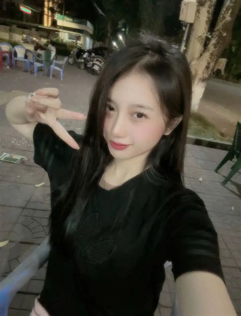 Hồng Nhung hot girl quán phở nhan sắc gây sốt nói câu khiến Gen Z suy ngẫm Hot trend