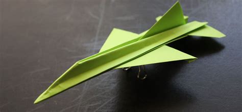 Heres How To Make Paper Planes That Fly Feet And Boomerang Back