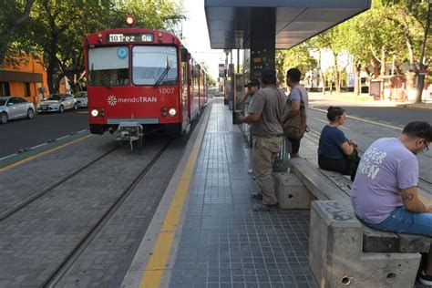 En Fotos Casi Con Normalidad As Funciona Mendoza Hoy Con El Paro De