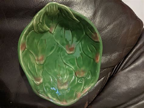 Williams Sonoma Jardin Potager Collection Small Green Ceramic Artichoke