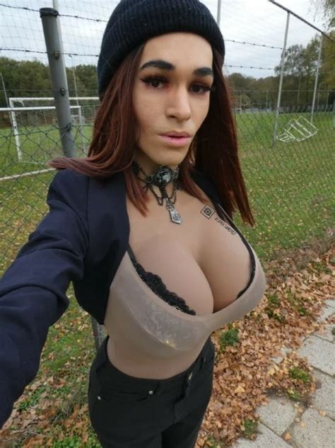 Crossdresser Alaina Sanchez Outdoor Collection Nude Pics Xhamster