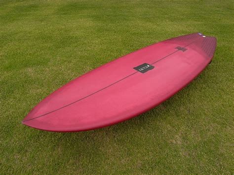 波情報 湘南 サイズアップなるか FX ウィングスワロー サーフボードクオリティーハードコア Quality Hardcore Distributions