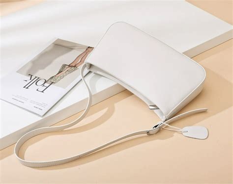 ᐈ Купить Женская кожаная сумка Julia белая, цена, качество — Bagtone.ua