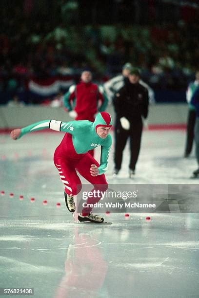 159 Dan Jansen Speed Skater Photos & High Res Pictures - Getty Images