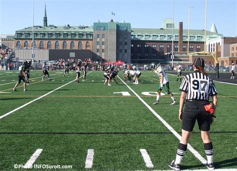 Football Collégial Début De Saison Pour Le Noir Et Or