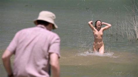 Juliette Lewis Nude Bush Scene From Camping Scandal Planet