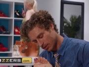 Brazzers Desiree Dulce Gets Her Feet And Pussy Worshiped Xxx Mobile Porno Videos Movies