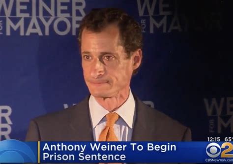 Hes Back Released From Prison Anthony Weiner Will Have To Register As A Sex Offender