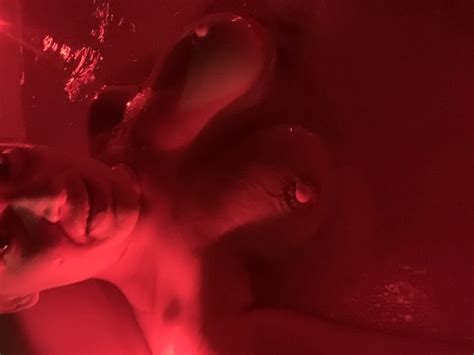 Free MILF Hot Tub Porn Videos XHamster