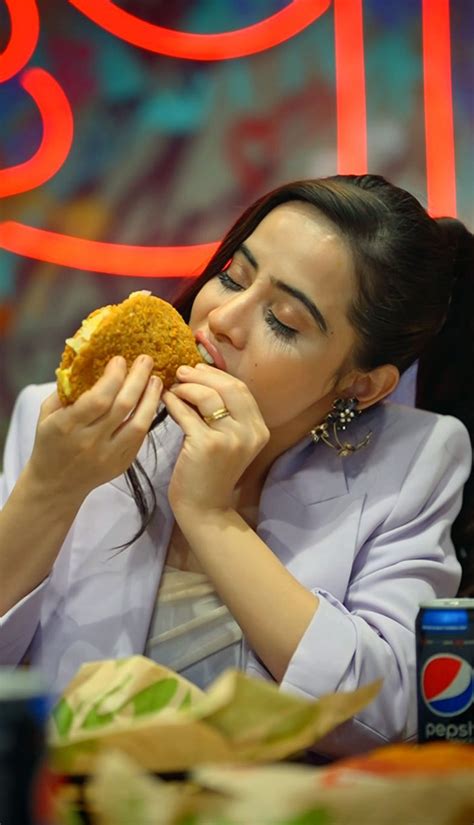 Uorfi Javed Nude Photos And Porn Video Scandal Planet