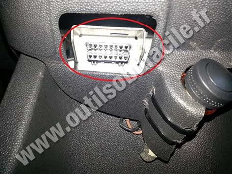 OBD2 port Opel Corsa D (2006 - 2014) - Find your plug