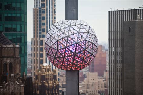 Times Square New Years Eve 2025 Tickets - Antonio Bergeron