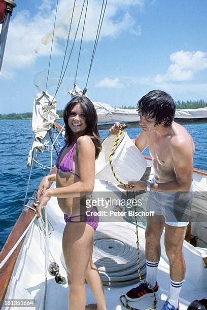 10 Hot Sexy Wenche Myhre Bikini Pics