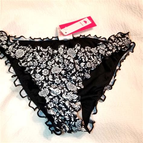 Xhilaration Swim Nwt Cheeky Bottom Bikini Swim Xs And Med Cute Poshmark