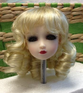 Pale Blonde Wig W Ringlets And Bangs Size 6 5 Doll Peddlar
