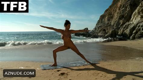 CARLA WHITE Nude AZNude