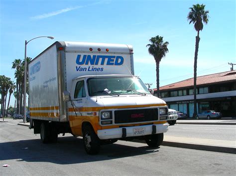 United Van Lines An Old Gmc Vandura Of United Van Lines In Flickr