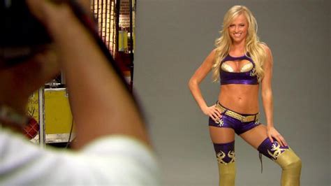 Naked Danielle Moinet In Total Divas