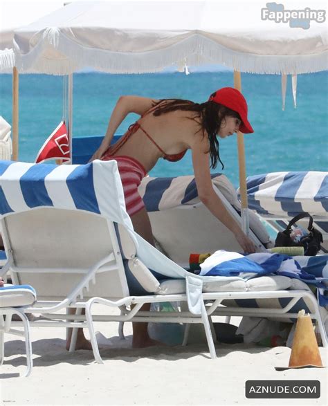 Emily Ratajkowski Flaunts Her Sexy Bikini Body On Miami Beach Aznude