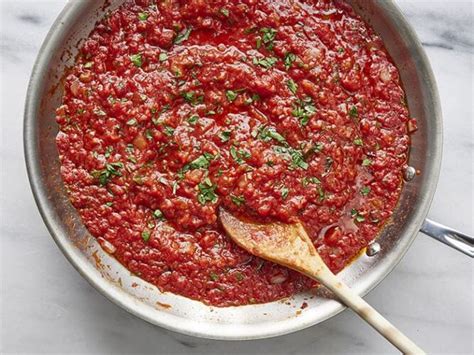 Томатный соус из томатной пасты. Как сделать томатный соус в домашних ...