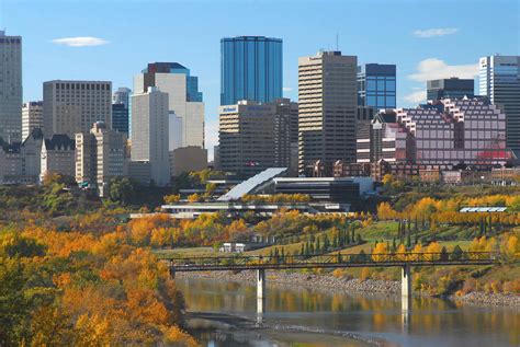 Edmonton Skyline in Autumn - Picture This Framing & Gallery