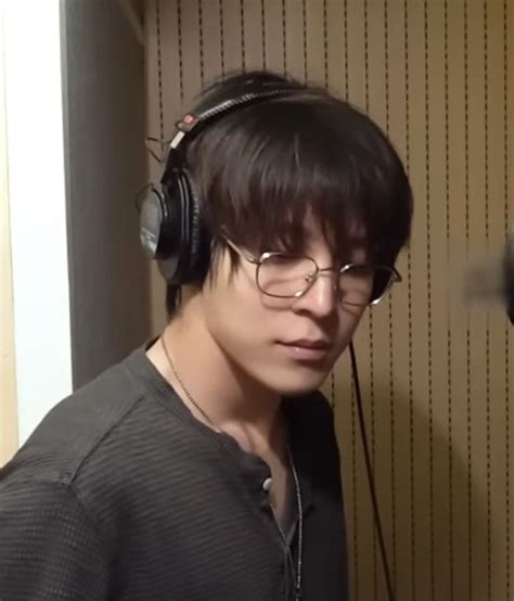 Pin By Bee On Yunho In 2025 Jeong Yun Ho Pretty People Hot Korean Guys