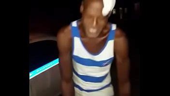 Man A DJ On Pussy Eating XVIDEOS