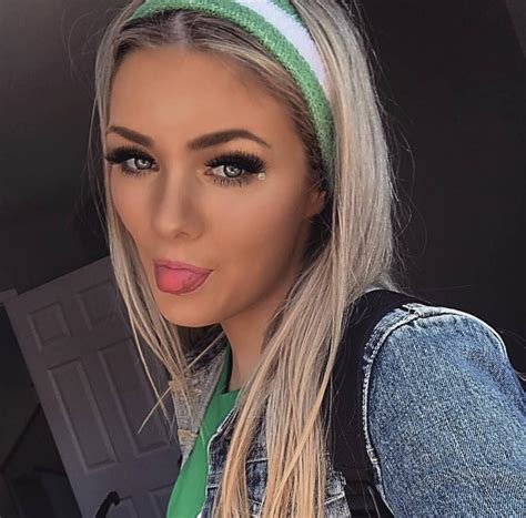 GORGEOUS BLONDE GONE WILD MarsillPost