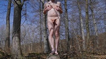 Masturbaci N Desnuda Al Aire Libre En El Bosque Xvideos