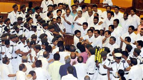 Kerala Assembly Ruckus Leaders Move Supreme Court Against Hc Dismissal