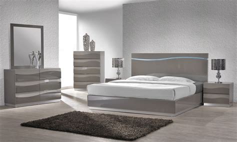 Grey Contemporary Bedroom Sets : Modrest Geneva Contemporary Brown Oak ...