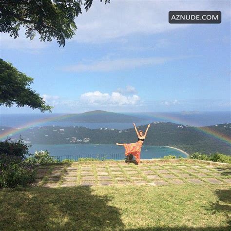 Hannah Davis Jeter Sexy And Nude Large Photo Collection Aznude