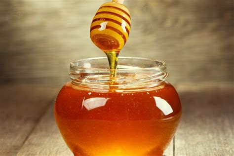 Does Honey Help You Sleep and Calm You Down? – Hibermate