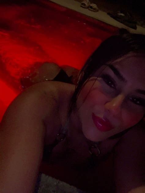 MartinaWestt Cam Model Free Live Sex Show Chat Stripchat