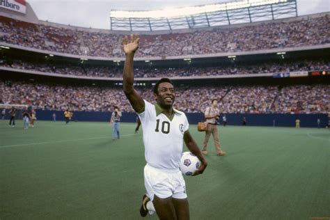 Pele Wallpapers Top Free Pele Backgrounds Wallpaperaccess