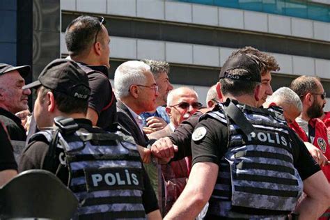 Türkei Demonstration gegen hohe Haftstrafen für kurdische Politiker in