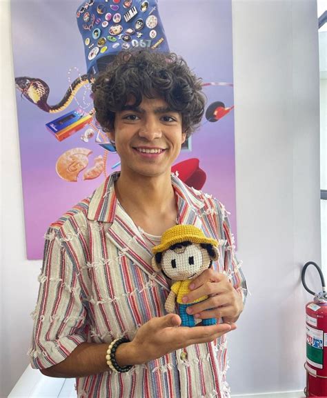 Iñaki Godoy Biografía Del Actor Mexicano De Serie One Piece
