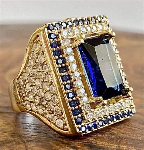 Pin By Paul Whittaker On Gold Jewellery Mens Gold Jewelry Rings For